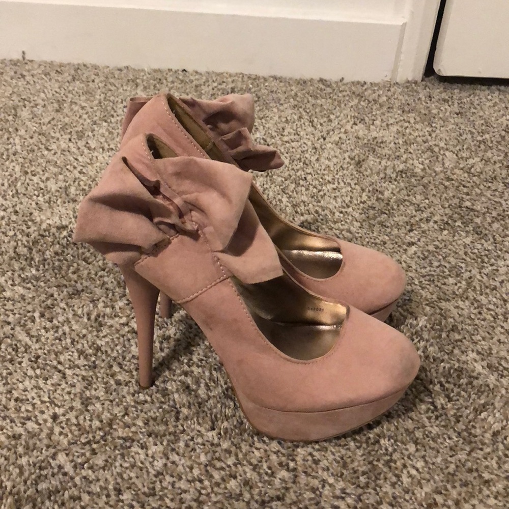 Party heels - Picture 2 of 2